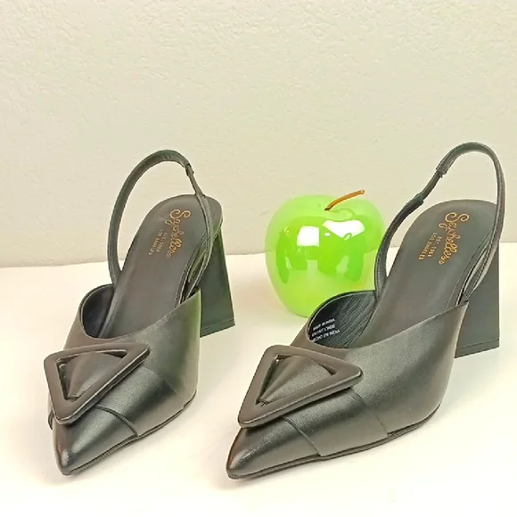 Seychelles Rumor Has It Black Slingback Point Toe Leather Heels sz 8.5 - Picture 2 of 12
